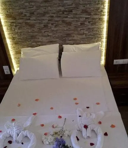 Coban Selimiye מרמריס