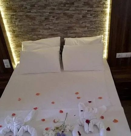 Coban Selimiye Μαρμαρίς